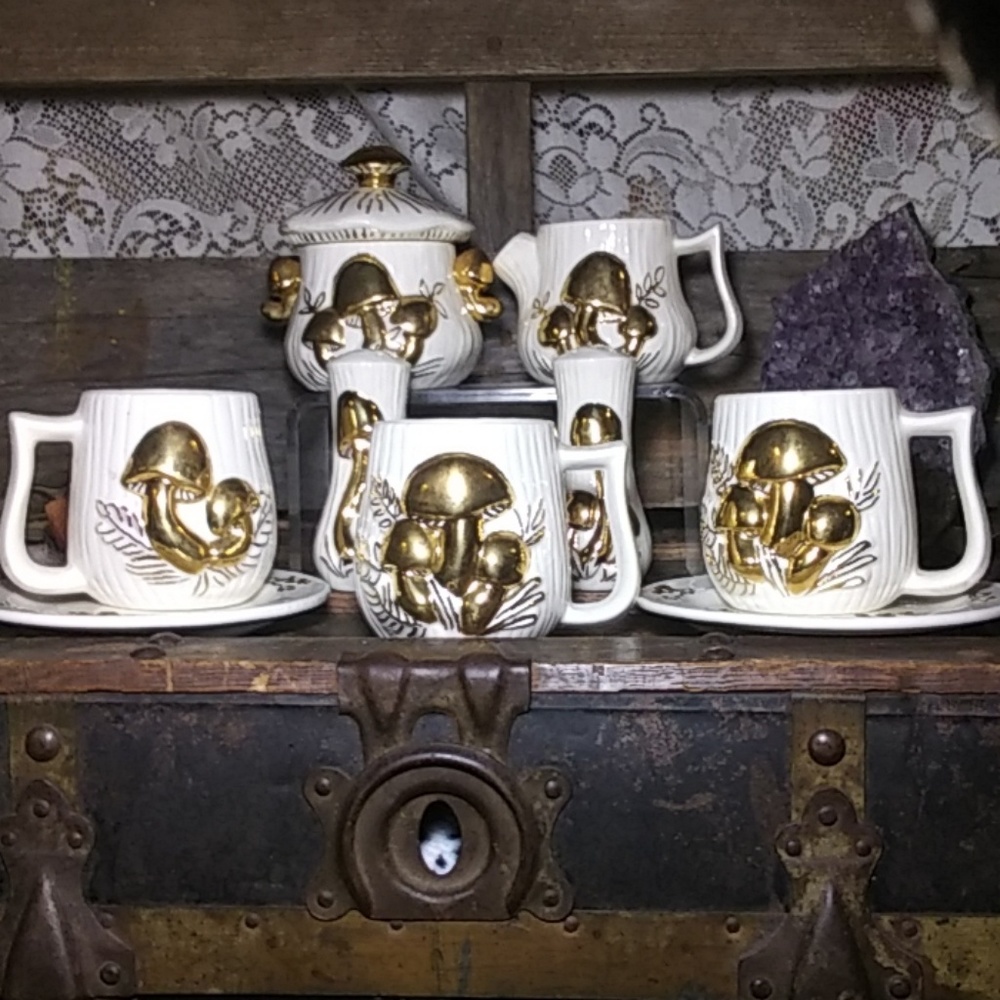 RARE Vintage One of a Kind Mushroom Tea Set
